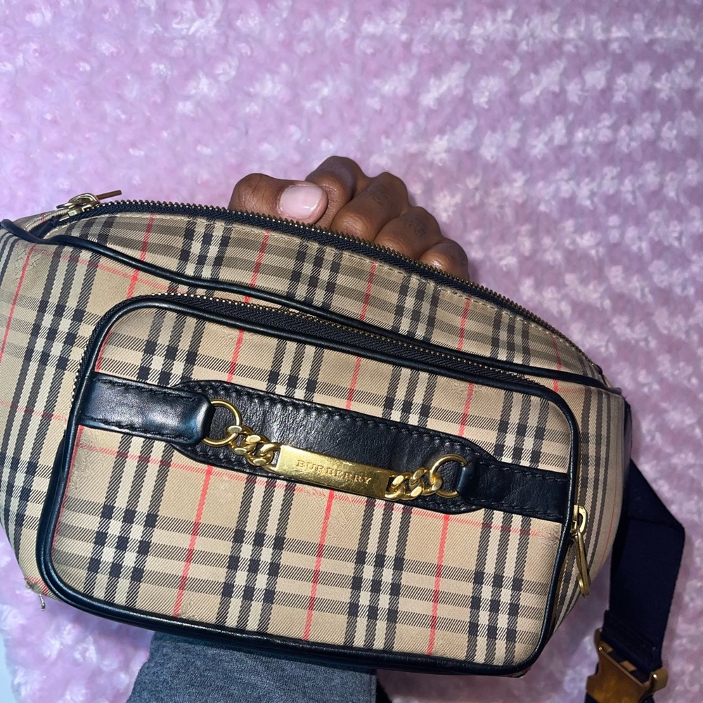 Burberry Beige and Black Zip Pouch